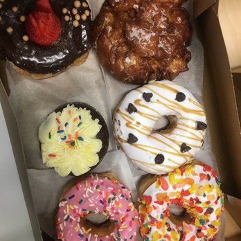 Glaze Doughnuts - Donuts Near Me - Las Vegas, Nevada Glaze Doughnuts - Donuts Near Me - Las Vegas, Nevada