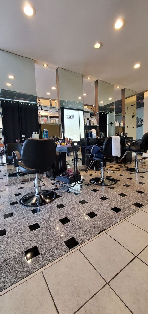 miracle_hairsalon Photos
