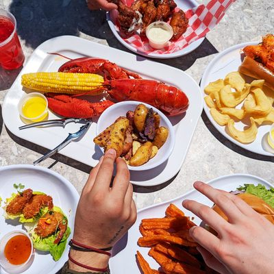 Ballard's Beach Resort by null