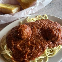 Zorba's Gyro On A Spit - Spaghetti with Meat Balls & Garlic Bread