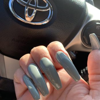 Zen Nail Bar - Nail Salons Near Me - Riverside, California