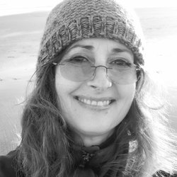 Sunshine Chiropractic Center - Meet Venus C. Smith doctor of chiropractic in business on the beautiful Southern Oregon Coast for over 25 years!