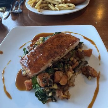 THE SWAMP FOX RESTAURANT - Updated September 2024 - 203 Photos & 390