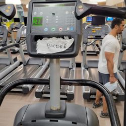 LA Fitness - Still has not been addressed.
