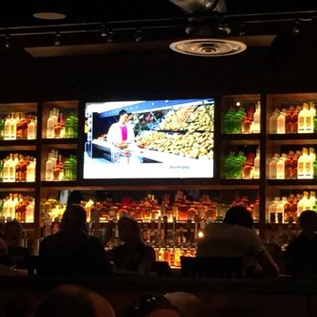 BJ's Restaurant & Brewhouse - Nice bar area - Breweries Near Me - Lutz, Florida BJ's Restaurant & Brewhouse - Nice bar area - Breweries Near Me - Lutz, Florida