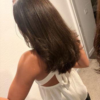 Salon Dushons - New hair at home! - Hair Salons Near Me - Henderson, Nevada Salon Dushons - New hair at home! - Hair Salons Near Me - Henderson, Nevada