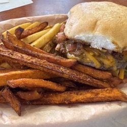 Frito pie burger with mixed fries