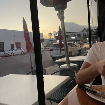 Eat Chow - Outdoor view from table - Breakfast & Brunch Near Me - Costa Mesa, California Eat Chow - Outdoor view from table - Breakfast & Brunch Near Me - Costa Mesa, California