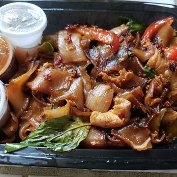 Thai Thai Restaurant - Kee Mao - Thai Near Me - Oceanside, California