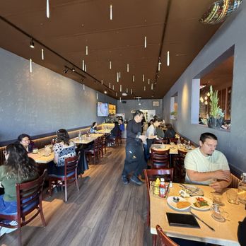 Khao Hom - Half of inside of restaurant - Thai Near Me - Hayward, California Khao Hom - Half of inside of restaurant - Thai Near Me - Hayward, California