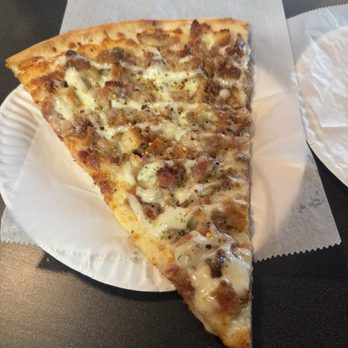 Rrapi’s Pizza - Chicken Bacon Ranch Pizza - Pizza Near Me - Harriman, New York Rrapi’s Pizza - Chicken Bacon Ranch Pizza - Pizza Near Me - Harriman, New York