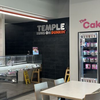 Dunkin - Baskin Robbin's side, Ice Cream and cakes in the Refrigerator section - Coffee & Tea Near Me - Temple, Texas