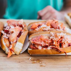 Luke's Lobster Macmillan Pier