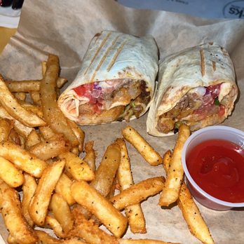 Quirks - California Dreamin' - Tacos Near Me - Virginia Beach, Virginia Quirks - California Dreamin' - Tacos Near Me - Virginia Beach, Virginia