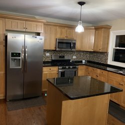 Euro Cabinets Refacing - Before