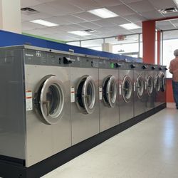 West Side Laundromat - Bad A$$ machines ready to clean your clothes!