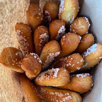 Gus' Pretzels - Pretzels - Pretzels Near Me - Saint Louis, Missouri Gus' Pretzels - Pretzels - Pretzels Near Me - Saint Louis, Missouri