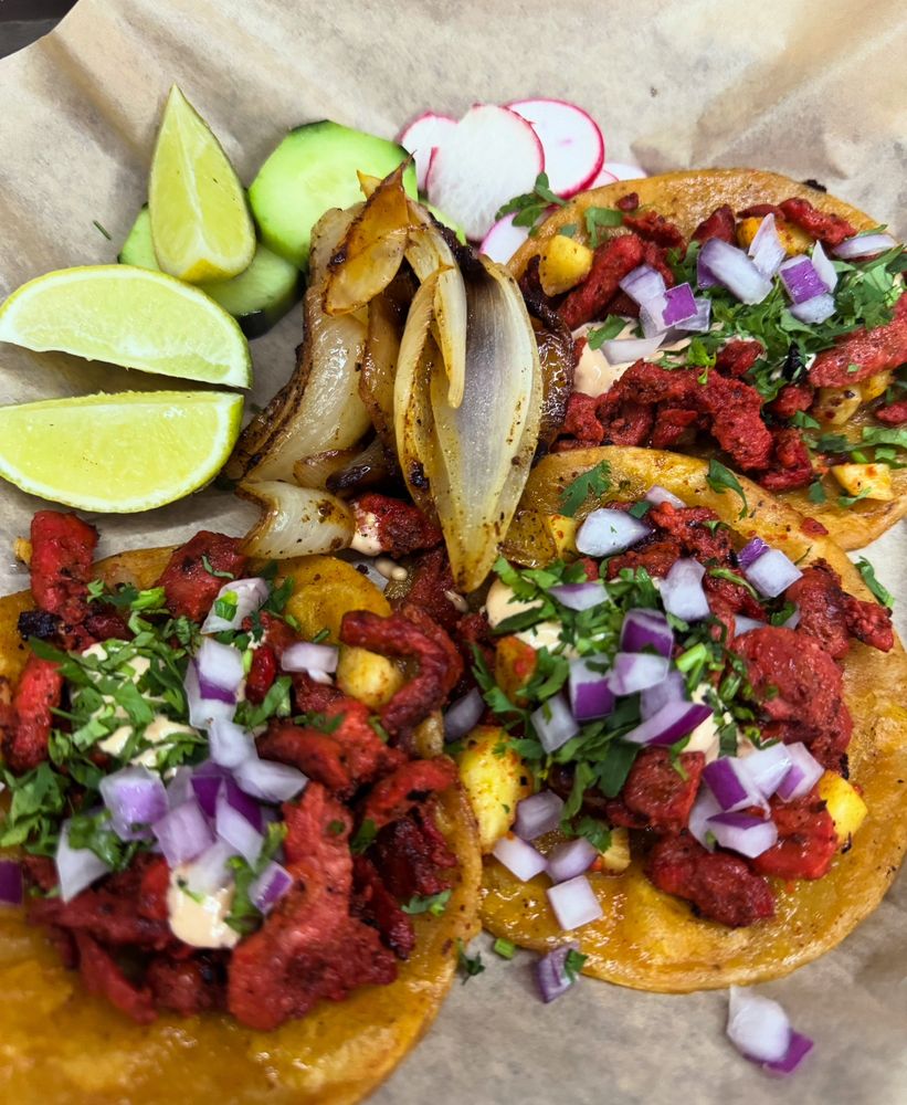 La Costa Tacos, San Diego Roadtrippers