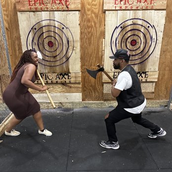 Epic Axe Throwing - Axe Throwing Near Me - Orlando, Florida