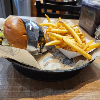 Fatburger - Cheese burger and fries - Burgers Near Me - Vancouver, British Columbia