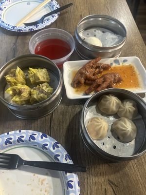 Hong Kong Express And Poke Express by null