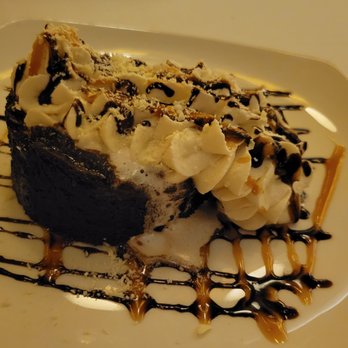 John Howie Steak Restaurant - Flourless Semi-Sweet Chocolate Volcano Cake - Steakhouses Near Me - Bellevue, Washington