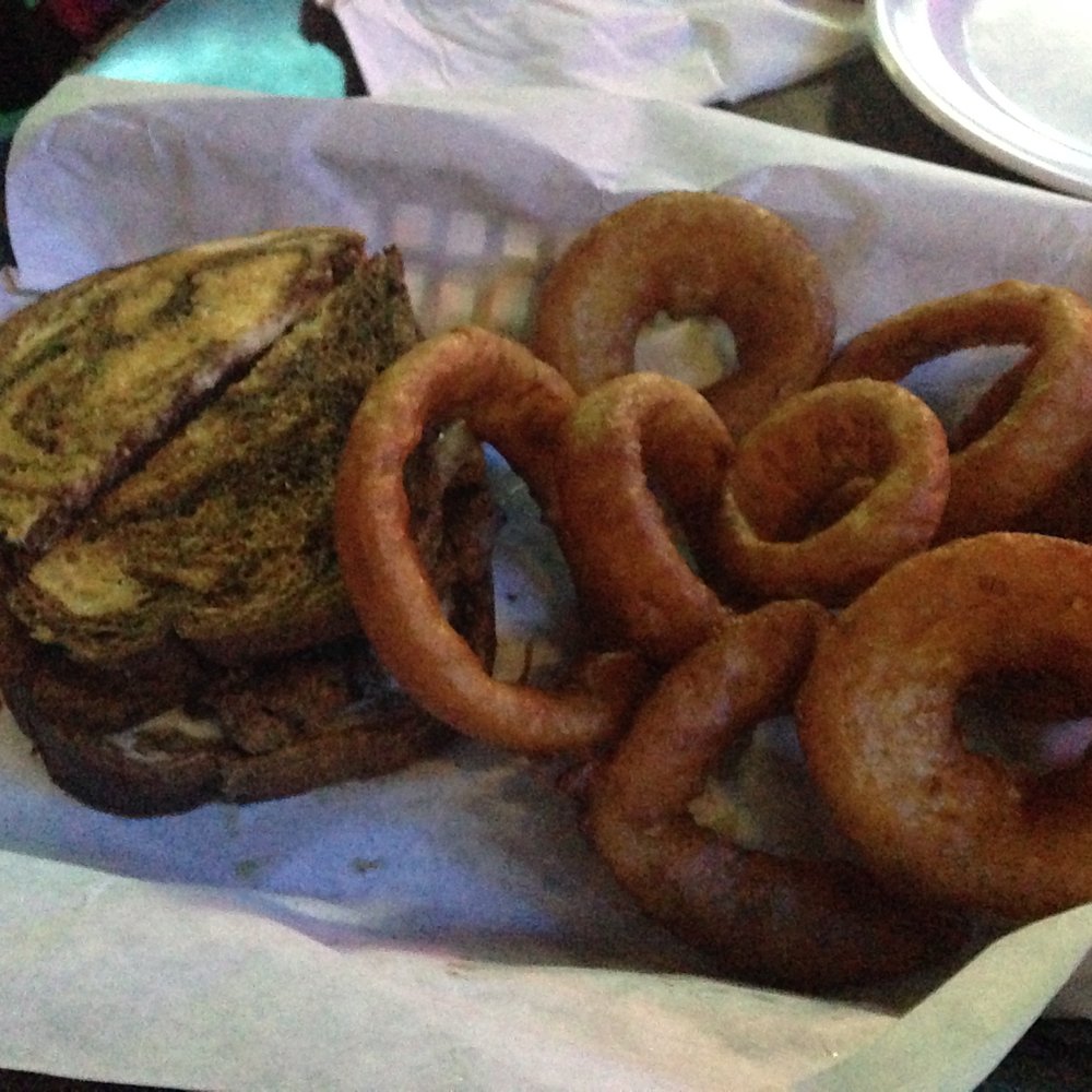 Hi-Ho Bar & Grill - Patty Melt with Onion rings - Bars Near Me - Saint Joseph, Missouri Hi-Ho Bar & Grill - Patty Melt with Onion rings - Bars Near Me - Saint Joseph, Missouri