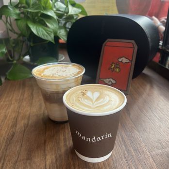 Mandarin Coffee Stand - Iced Vienna Latte and Gui Hua Latte - Coffee & Tea Near Me - Pasadena, California