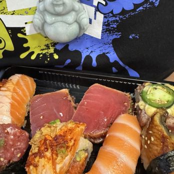 FOB Sushi Bar - Sushi Bars Near Me - Seattle, Washington