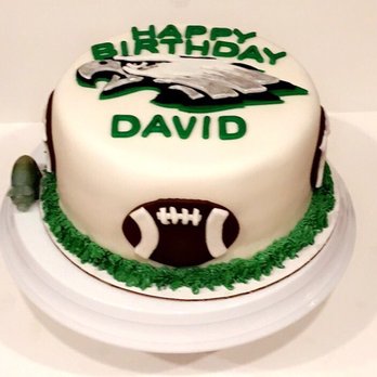 The Greene Pig Sweets - a football themed birthday cake - Bakeries Near Me - St. Augustine, Florida The Greene Pig Sweets - a football themed birthday cake - Bakeries Near Me - St. Augustine, Florida