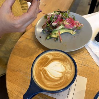 Voyager Craft Coffee - Cappuccino Traditional Drink - Coffee & Tea Near Me - Santa Clara, California