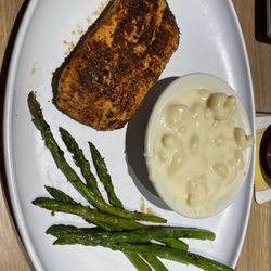 Beaches Daytona - Blackened salmon with two sides