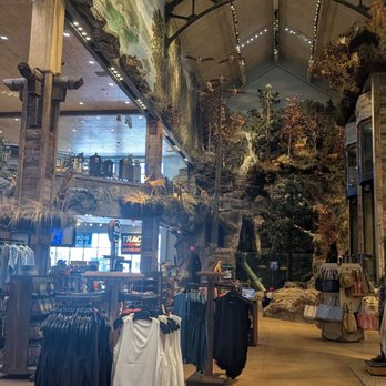 Bass Pro Shops - Boat Dealers Near Me - Bridgeport, Connecticut Bass Pro Shops - Boat Dealers Near Me - Bridgeport, Connecticut