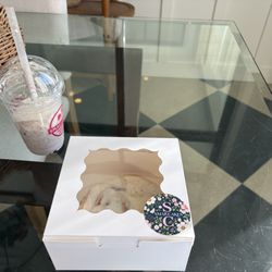 Cinnamon roll, and cookies and cream shake.