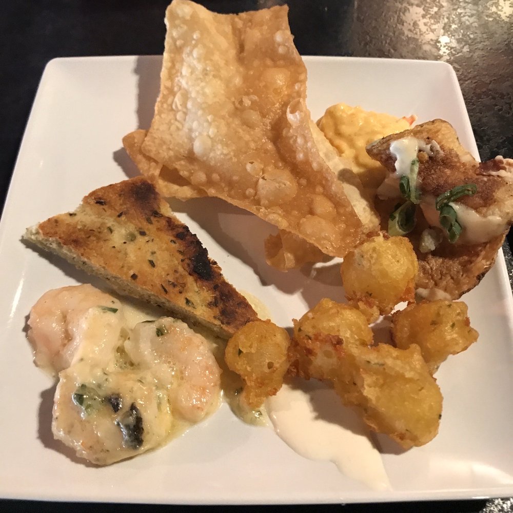Americana - Assortment of apps - New American Near Me - Des Moines, Iowa Americana - Assortment of apps - New American Near Me - Des Moines, Iowa