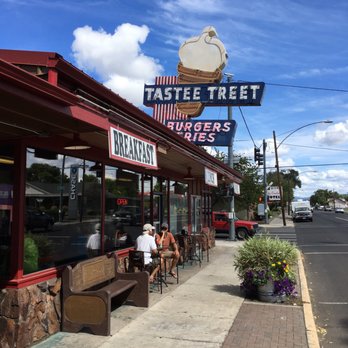 Tastee Treet - Tiny, unpretentious and probably as old as god. - Burgers Near Me - Prineville, Oregon