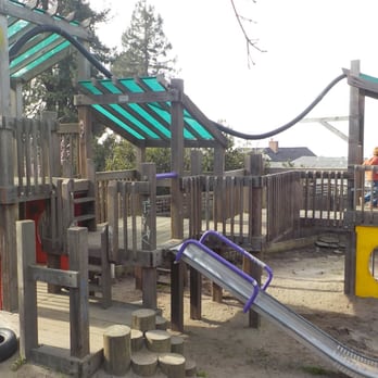 Children's Community Center - Backyard Play structure - Preschools Near Me - Berkeley, California Children's Community Center - Backyard Play structure - Preschools Near Me - Berkeley, California