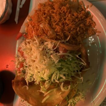 Xochimilco Restaurant - Deep fried flour chicken tacos - Mexican Near Me - Detroit, Michigan Xochimilco Restaurant - Deep fried flour chicken tacos - Mexican Near Me - Detroit, Michigan