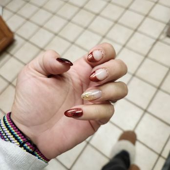 Nailvana Salon - Lovely cate eye set for xmas. - Nail Salons Near Me - El Sobrante, California Nailvana Salon - Lovely cate eye set for xmas. - Nail Salons Near Me - El Sobrante, California