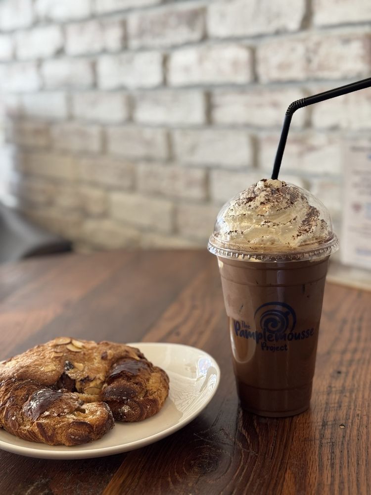 Social spots from The Pamplemousse Project 