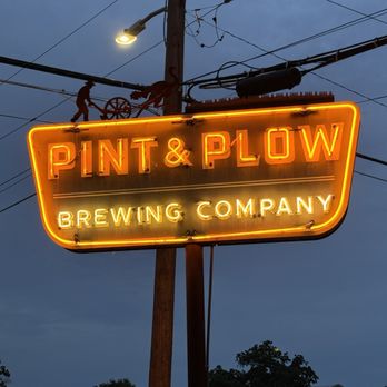 Pint & Plow Brewing - Outside - Pizza Near Me - Kerrville, Texas Pint & Plow Brewing - Outside - Pizza Near Me - Kerrville, Texas