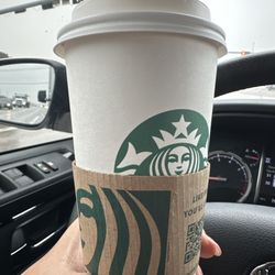 Starbucks - Venti Chai Latte