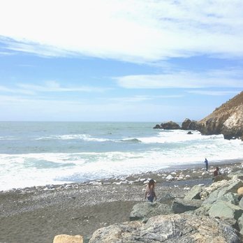 Rockaway Beach - Fun in the sun! - Beaches Near Me - Pacifica, California