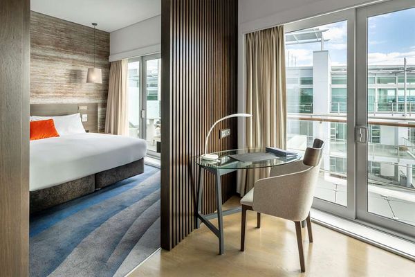Hilton Auckland by null