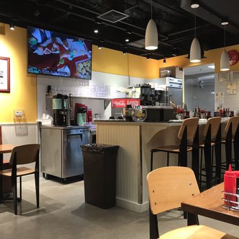 Eggs 'n Things Ko Olina - Inside 12/23/18 - American Near Me - Kapolei, Hawaii Eggs 'n Things Ko Olina - Inside 12/23/18 - American Near Me - Kapolei, Hawaii