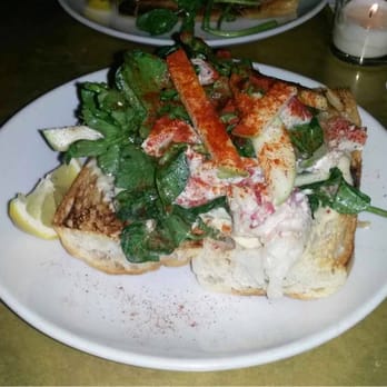 Mar's - Lobster roll - New American Near Me - Astoria, New York