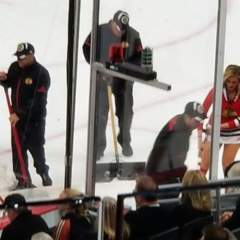 United Center - Bye bye ice cleaners - Stadiums & Arenas Near Me - Chicago, Illinois United Center - Bye bye ice cleaners - Stadiums & Arenas Near Me - Chicago, Illinois