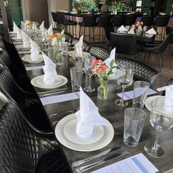 Mai Tai Lounge - Up to 20 people table