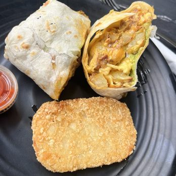 Medio Cafe - Breakfast burrito - Cafes Near Me - Friday Harbor, Washington Medio Cafe - Breakfast burrito - Cafes Near Me - Friday Harbor, Washington