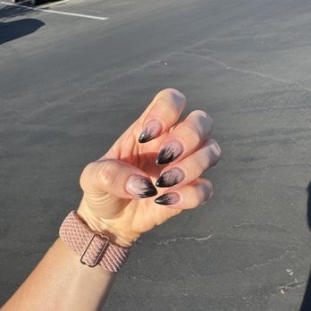 Milano Nail Spa - Nail Salons Near Me - Bakersfield, California